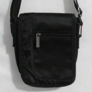 MAINSTAYS | Black Nylon Shoulder Crossbody Camera / Cellphone Bag | NWOT